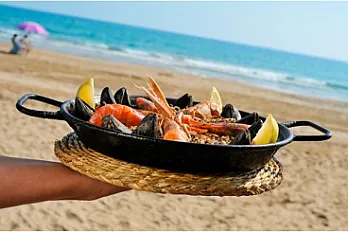 Tasting the Flavors of l'Ampolla: A Culinary Journey in Catalonia