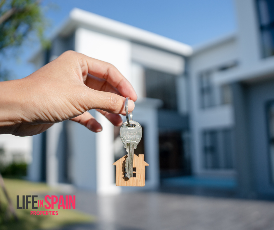 Master the Art of Selling Your Property: Essential Tips and How LifeinSpain Properties Elevates Your Selling Experience