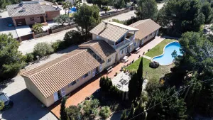 Villa Case